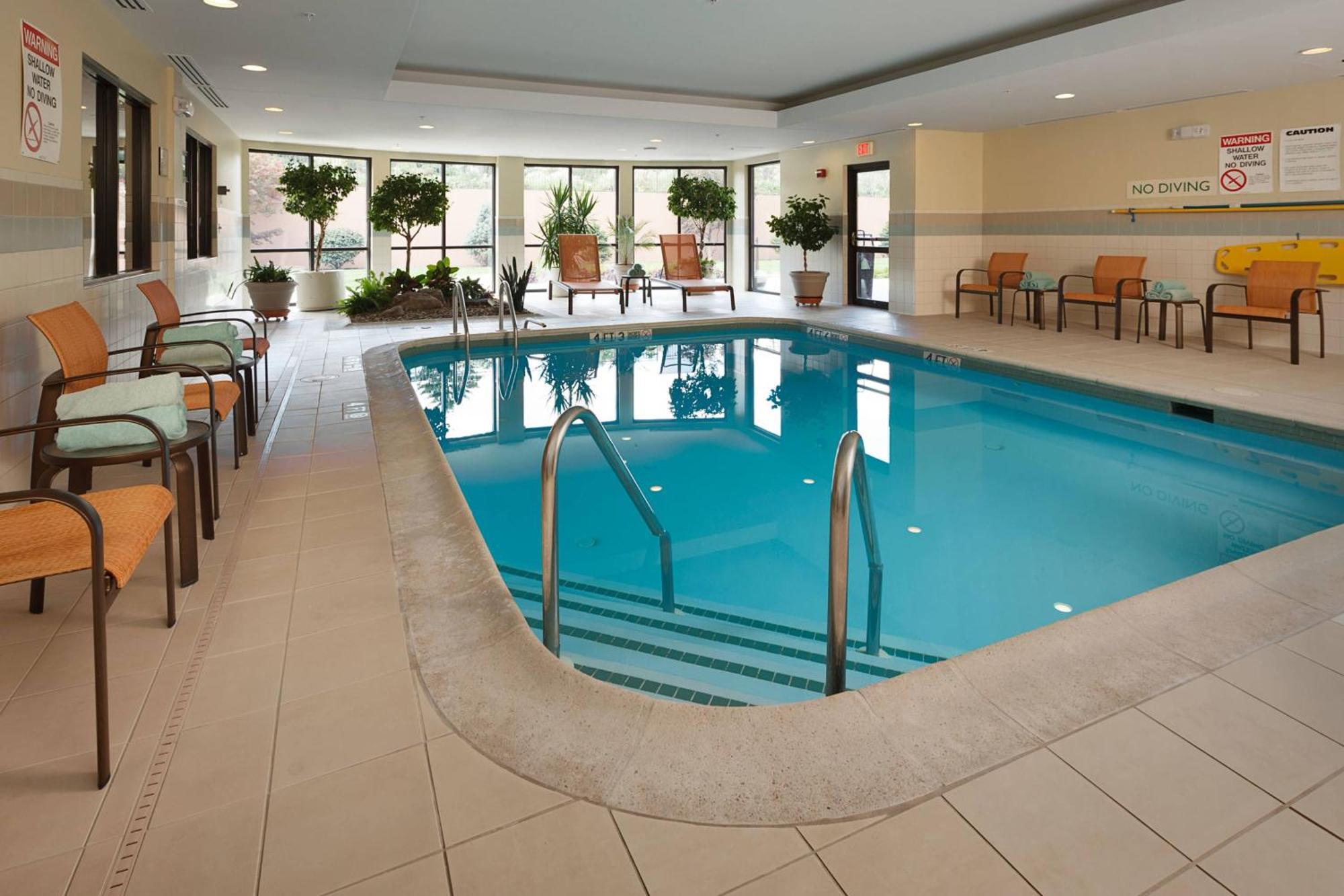 Courtyard By Marriott Harrisburg Hershey Екстериор снимка