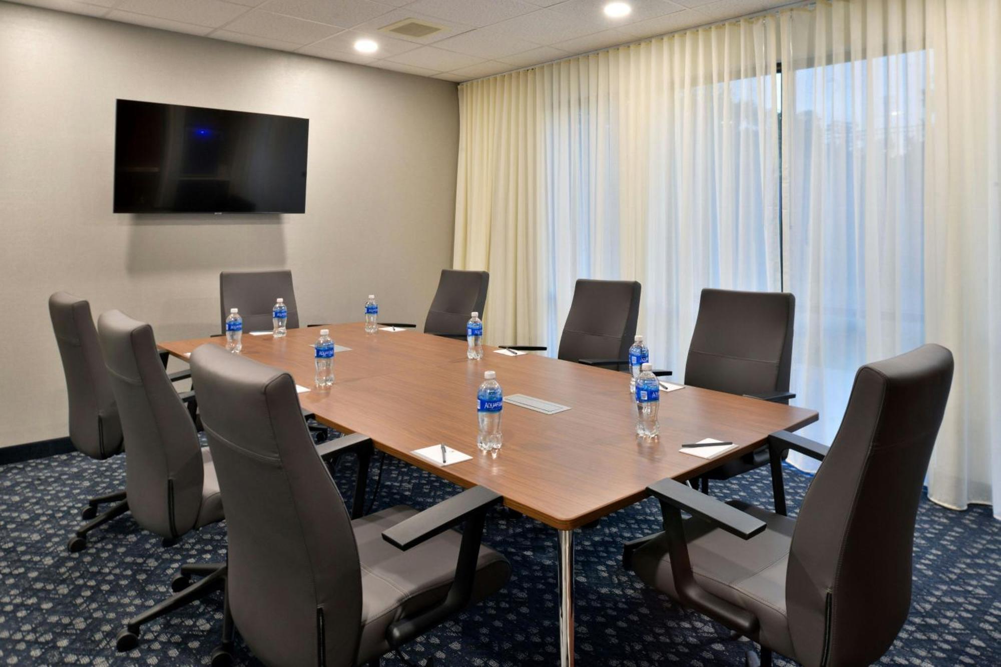 Courtyard By Marriott Harrisburg Hershey Екстериор снимка